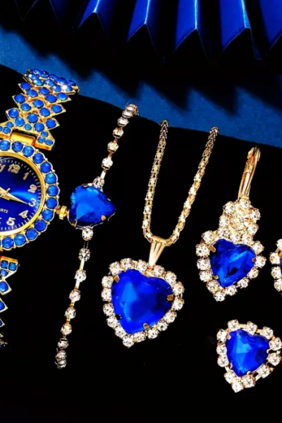 6 Parça Yeni Şık Kadınlar İçin Kuvars Taş Görünümlü Saat ve Lüks Kalp Kolye Takımı 6 Parça Yeni Şık Kadınlar İçin Kuvars Taş Görünümlü Saat ve Lüks Kalp Kolye Takımı