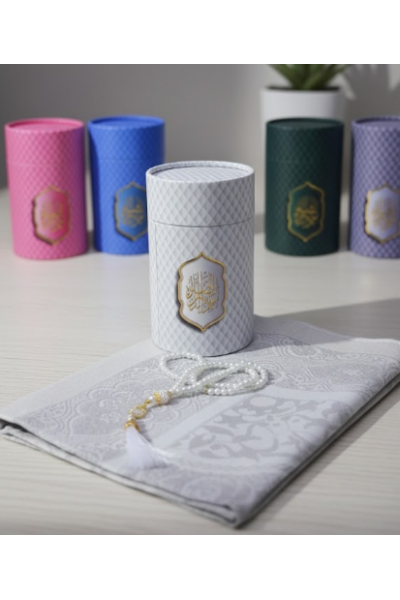 Çeyizlik Hediyelik Kutulu Beyaz Seccade Seti Lüks Tafta Seccade Inci Tesbih Çeyizlik Hediyelik Kutulu Beyaz Seccade Seti Lüks Tafta Seccade Inci Tesbih