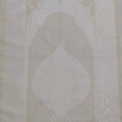 Seccade Lüks Osmanlı İpek Beyaz İnci 99 Tesbihli Seccade Lüks Osmanlı İpek Beyaz İnci 99 Tesbihli