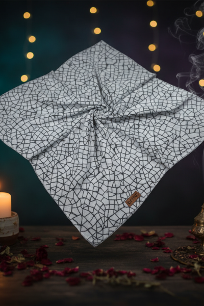 Desenli Pamuk Eşarp Zebra Desen Soft Doku (100x100 cm) Desenli Pamuk Eşarp Zebra Desen Soft Doku (100x100 cm)