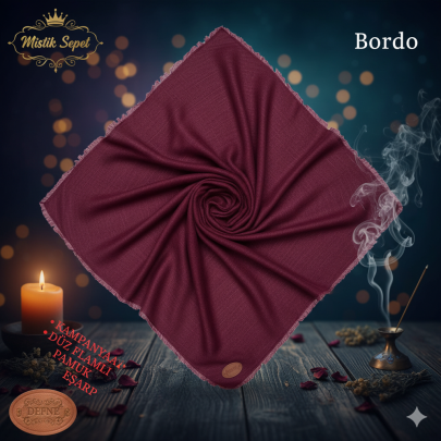 Flamlı Pamuk Eşarp Bordo – %100 Kesik Kumaş, Kaymaz Soft Doku (100x100 cm) Flamlı Pamuk Eşarp Bordo – %100 Kesik Kumaş, Kaymaz Soft Doku (100x100 cm)